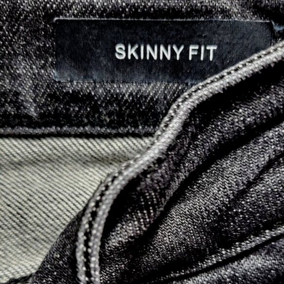 Judy Blue Women's Jeans 3/26 Black Denim Skinny Fit Distressed Button Fly - Picture 8 of 13